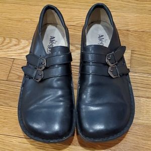 Black buckle Alegria Shoes